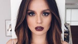 celebs who can pull off dark lipstick