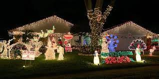 35 magical christmas light displays