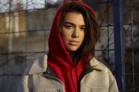 Dua Lipa In Abu Dhabi 10 Facts About The Singer Music