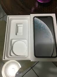 Apple iphone xr (black, 128 gb) features and specifications include dual sim, 6.1 inches display, 12 mp back camera and 7 mp front camera. Original Empty Box Apple Iphone Xr 128 Gb White Box Only Ebay