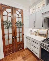 20 Extraordinary Double Pantry Doors