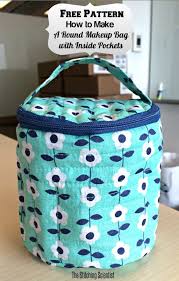 round makeup bag with inside pockets