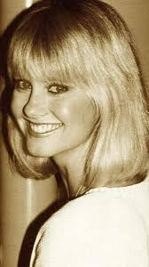 She's been singing and playing piano since age 6, and started writing her own music when she was 11 years old. Olivia Newton John Olivia Newton John Young Olivia Newton Jones Olivia Newton John