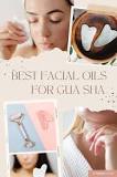 what-oil-do-you-put-on-your-face-before-using-a-gua-sha