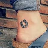 what-does-horseshoe-tattoo-mean