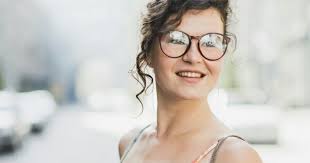 (jumlah 24 produk untuk cermin mata hitam polar besi). 5 Model Kacamata Untuk Yang Punya Wajah Bulat Popmama Com