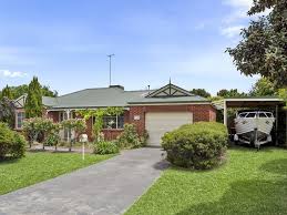 3 Lakeland Court Point Lonsdale Vic