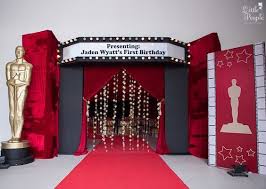 Red carpet theme party decorations. Hollywood Oscars 1st Birthday Party Kara S Party Ideas Hollywood Party Theme Hollywood Birthday Parties Oscars Party Ideas