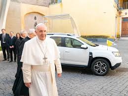 Francis is the first jesuit pope, the first from the americas, the first from the southern hemisphere, and the first pope from outside europe since the syrian gregory iii, who reigned in the 8th century. All Of The Popemobiles Pope Francis Rode In In 2019 Business Insider