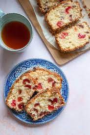 Mary Berry Coconut And Cherry Cake gambar png