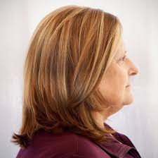 15 best haircuts and hairstyles for women over 50 with thick hair. 15 Slimming Short Hairstyles For Women Over 50 With Round Faces