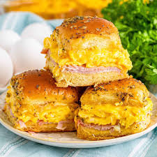 ham egg and cheese breakfast sliders