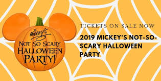 Afbeeldingsresultaat voor mickey not so scary halloween 2019
