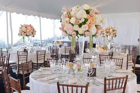 28 Round Table Centerpieces In