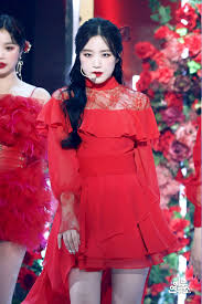 During the performance, shuhua can be seen messing up the choreography a few times. Idle Shuhua Tumblr Posts Tumbral Com