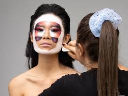 make up artist course obtain the