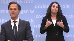 It was formed by a coalition government of the political parties people's party for freedom and democracy (vvd), christian democratic appeal (cda), democrats 66 (d66) and christian union (cu). Twitteraars Zien Romance Mark Rutte En Tolk Irma Wel Zitten