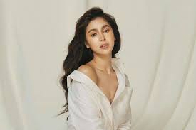 She carries a name and pedigree with her as. Julia Barretto Does Not Want To Disappoint Mom Marjorie Abs Cbn News