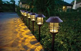 Best Outdoor Lighting For Your Yard The Home Depot