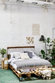 How To Make A Platform Bed From Pallets