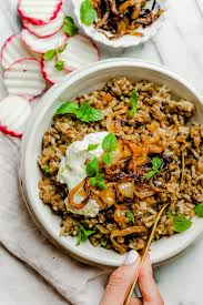 Our favorite middle eastern dinner recipes run the gamut from roast chicken (done the traditional iraqi and of course, there are spectacular vegetarian , vegan , and seafood options , too. Mujadara Lebanese Lentils And Rice Recipe Feelgoodfoodie