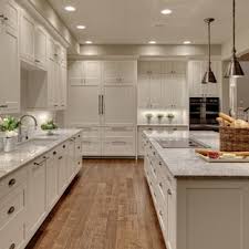 It is an incredibly simple design that works beautifully in any style. 75 Beautiful White Shaker Cabinet Pictures Ideas Houzz
