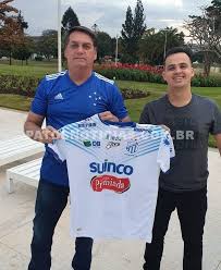 Mostrando de 1 al 14 (de 14 productos). Bolsonaro Ganha Camisas Da Urt E Do Cruzeiro Patos Noticias