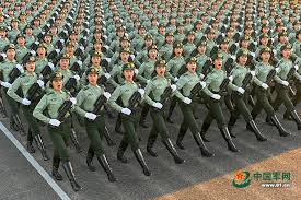 Female Chinese soldiers prepare for the National Day military parade (10) -  People's Daily Online