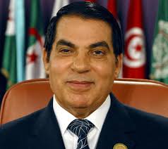 Vendredi 14 janvier 2011, Zine el Abidine Ben Ali a quitté le pouvoir et le pays, après 23 ans à la tête de la Tunisie. - article_Ben-ali-2004