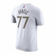 También tenemos disponibles camisetas nba baratas clasificados en categorías tales como: Camiseta Luka Doncic Dallas Mavericks City Edition 2021 Adulto Basketworld