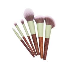 sustainable makeup brush manufacturer