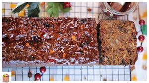 At first i thought there would not be enough frosting to. Ultra Moist Christmas Fruit Cake Vegan The Best You Ve Ever Had The Mushroom Den Youtube