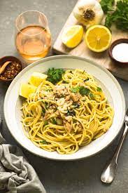 spaghetti with canned clams lemons