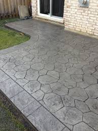 Random Stone Stamped Concrete Patio
