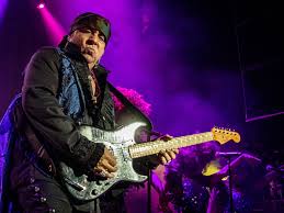 Steven van zandt makes his first appearance in concert with bruce springsteen and the e street band. E Street Band S Steven Van Zandt We Have A Government Bragging About Putting Babies In Cages What Can I Possibly Say That They Aren T Saying Themselves Guitar Com All Things Guitar