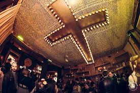 the best bars clubs in the marais