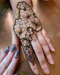 Save these latest bridal mehandi designs photos to try on your hands in this wedding season. 30 Lotus Mehndi Designs For Your Gorgeous Henna Design