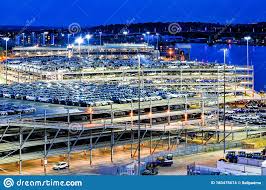 multi y car park in the port of