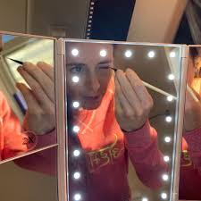 lighted makeup mirror on amazon