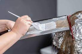 can you use kitchen foil to bleach hair