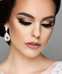 middle eastern beige makeup clic at