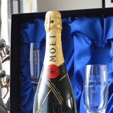 moet chagne gift set with engraved