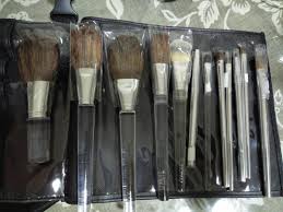 clinique makeup brushes and belt bag