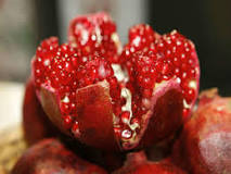 What happens if you eat pomegranate everyday?