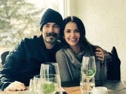 She is widely recognized as the wife of candian films and movies actor, tim rozon. Linzey Rozon Age Biography Height Net Worth Family Facts