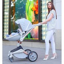 Бебешка количка camarelo avenger standart е подходяща за бебета на 0+ месеца.п. Kolichka 2 V 1 Podark Chanta Seriya 200 Hot Mom