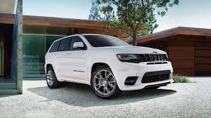 Auto, sport, track, snow and tow and a custom setting. 2021 Jeep Grand Cherokee Srt Review Pricing And Specs