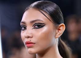 six exciting makeup trends to grab from
