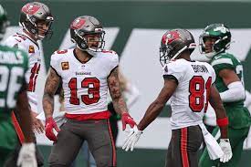 Buccaneers Brown strips and stomps off ...