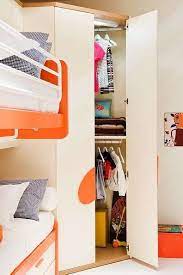 La più diffusa è la cameretta salvaspazio per bambini con letto a castello. Doimo Camerette Foto Design Mag